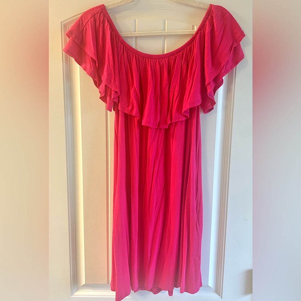 Ruffle off the shoulder dress with pockets; size medium